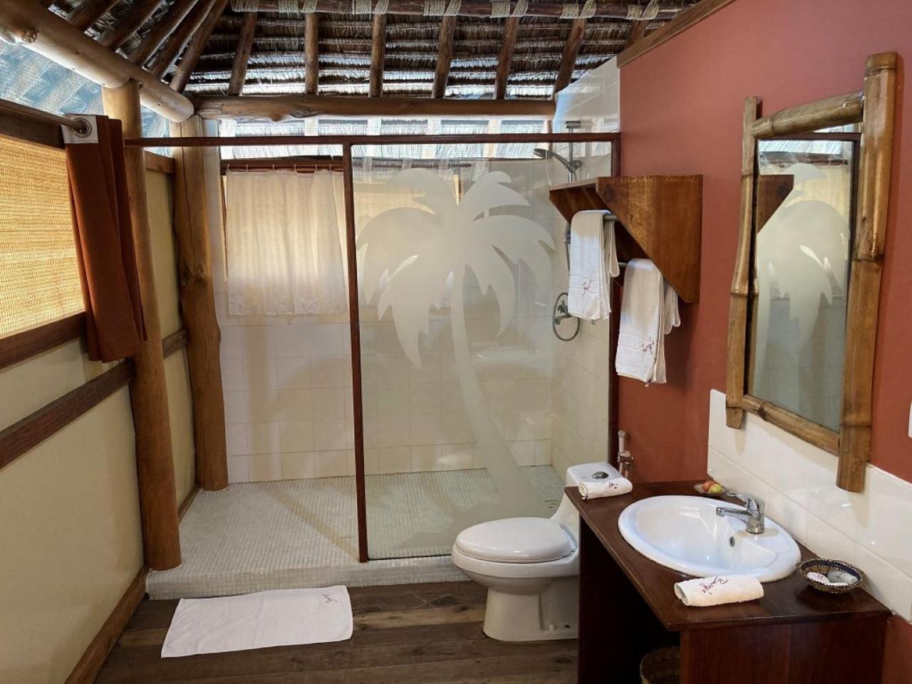 Barry'S Beach Resort Mkwaja Exterior photo